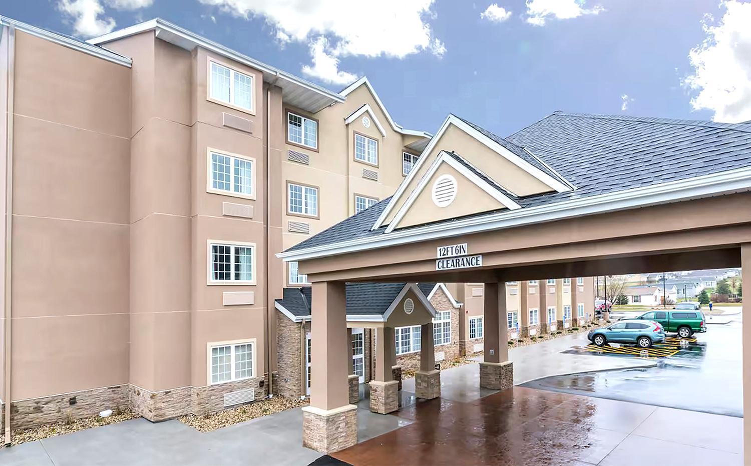 Spark By Hilton Rochester South Exterior photo